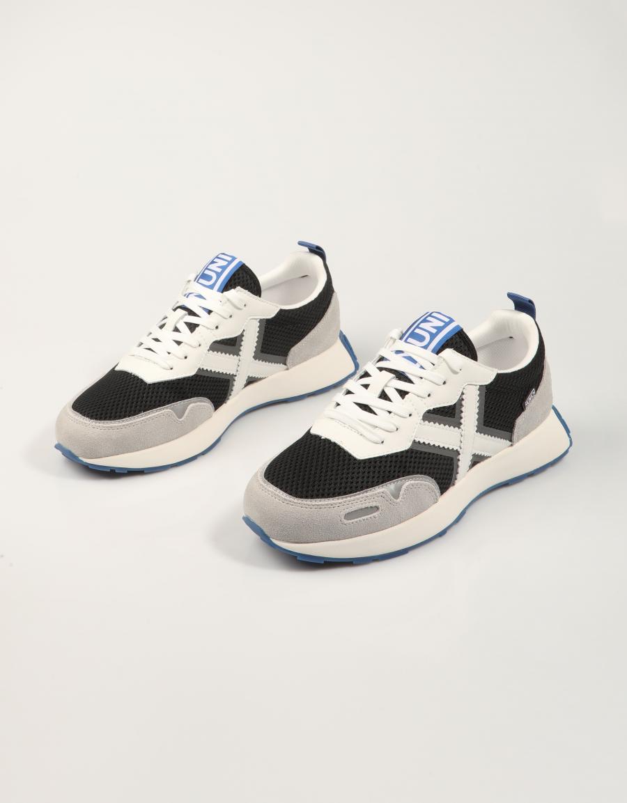 ZAPATILLAS MUNICH XEMINE en color Negro