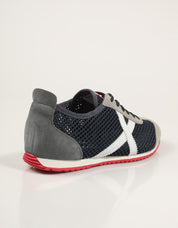 ZAPATILLAS MUNICH OSAKA en color Azul marino