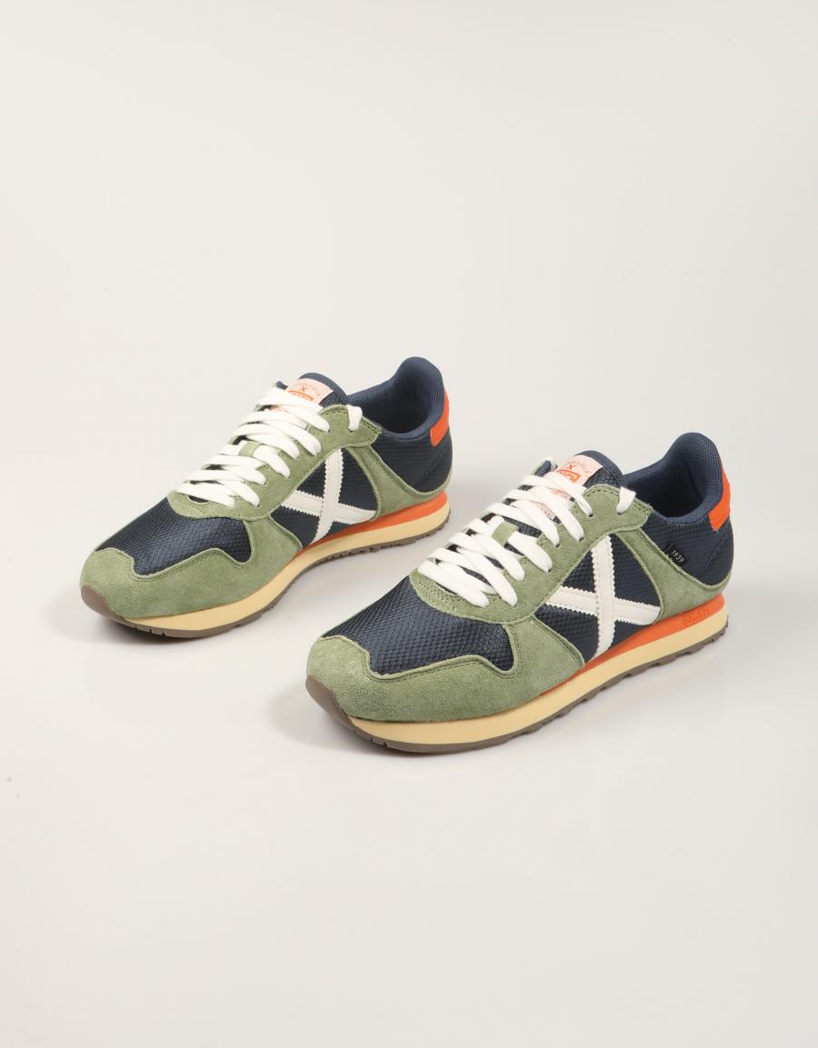 ZAPATILLAS MUNICH MASSANA CLASS en color Kaki
