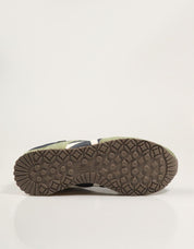 ZAPATILLAS MUNICH MASSANA CLASS en color Kaki