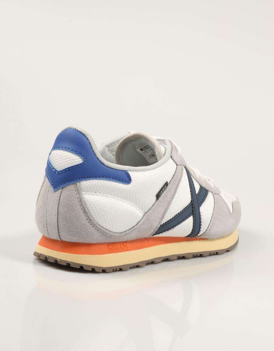 ZAPATILLAS MUNICH MASSANA CLASS en color Blanco