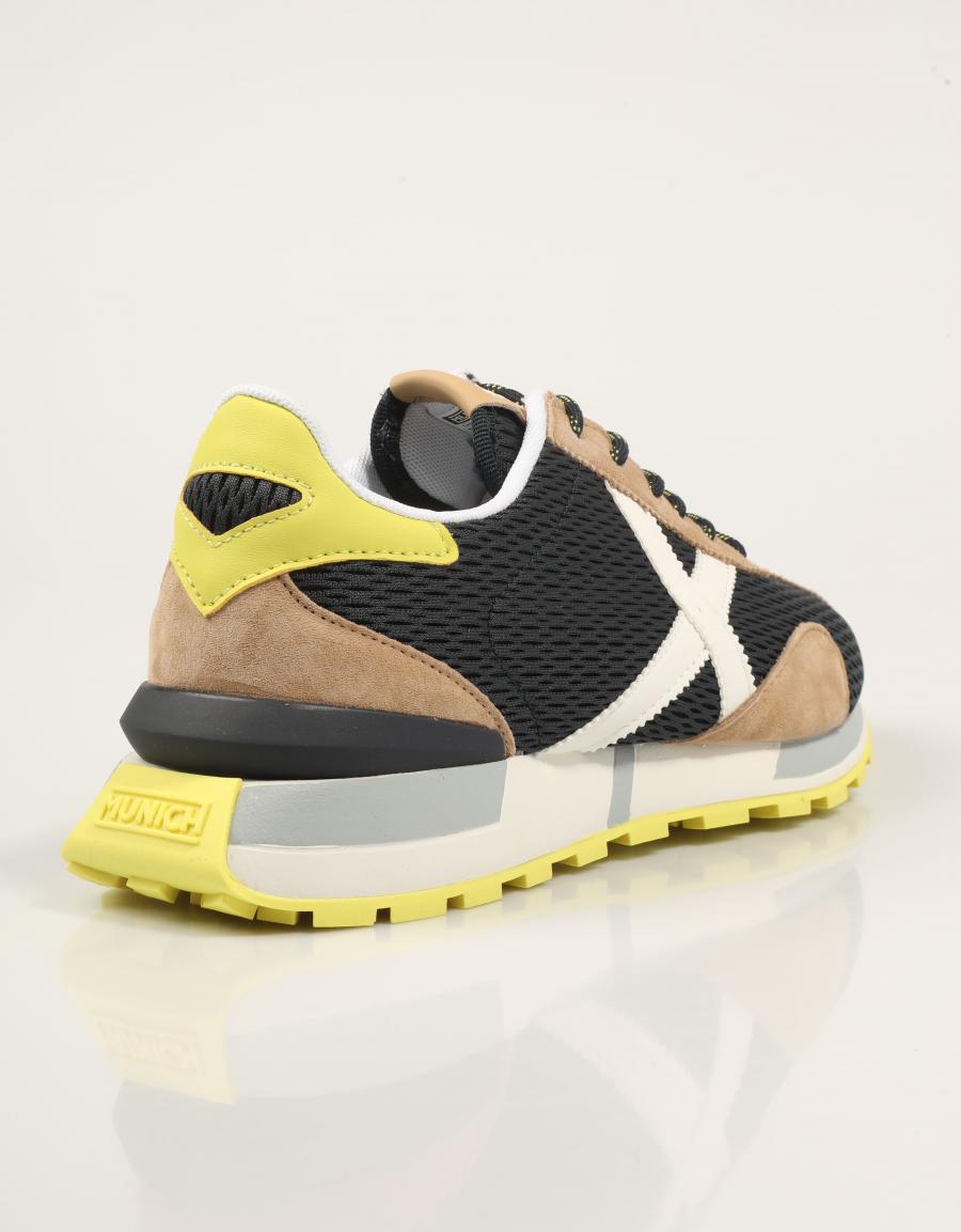 ZAPATILLAS MUNICH SAPPORO CLUB en color Azul marino