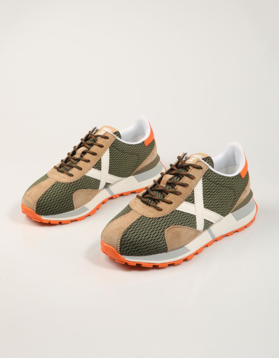 ZAPATILLAS MUNICH SAPPORO CLUB en color Kaki