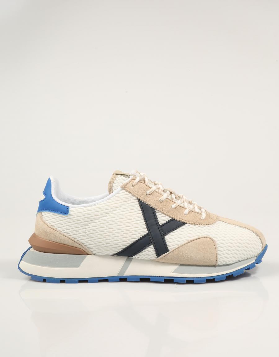 ZAPATILLAS MUNICH SAPPORO CLUB en color Blanco