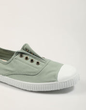 ZAPATILLAS VICTORIA 106623 INGLESA en color Verde