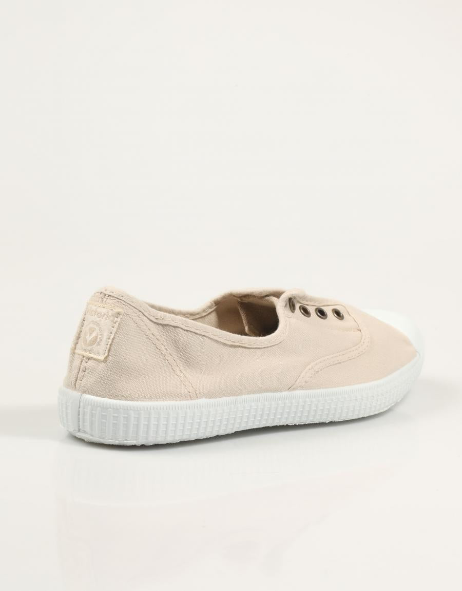 ZAPATILLAS VICTORIA  en color Hielo