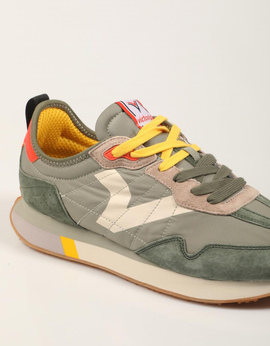 ZAPATILLAS VICTORIA 8813100 en color Kaki