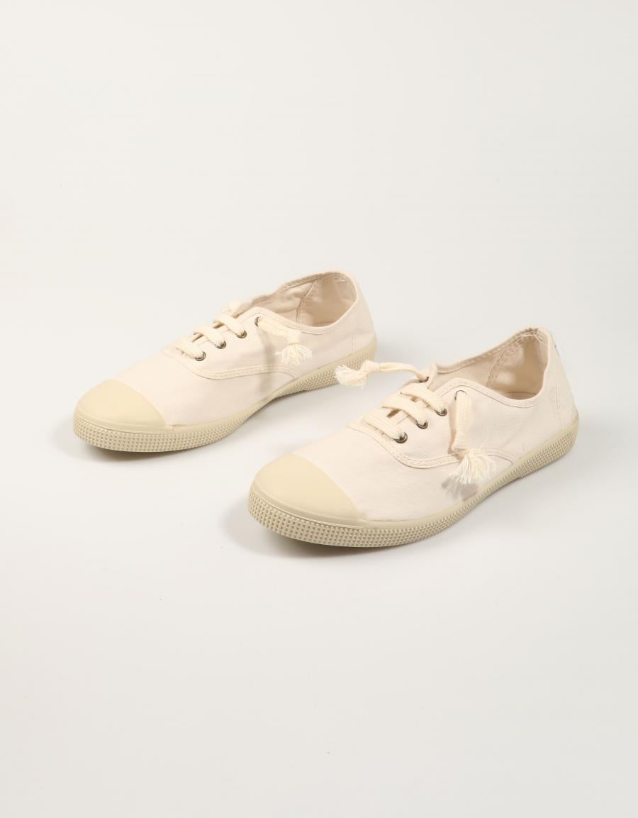 ZAPATILLAS VICTORIA 11661100 en color Hielo