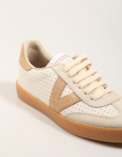 ZAPATILLAS VICTORIA 1126232 en color Blanco