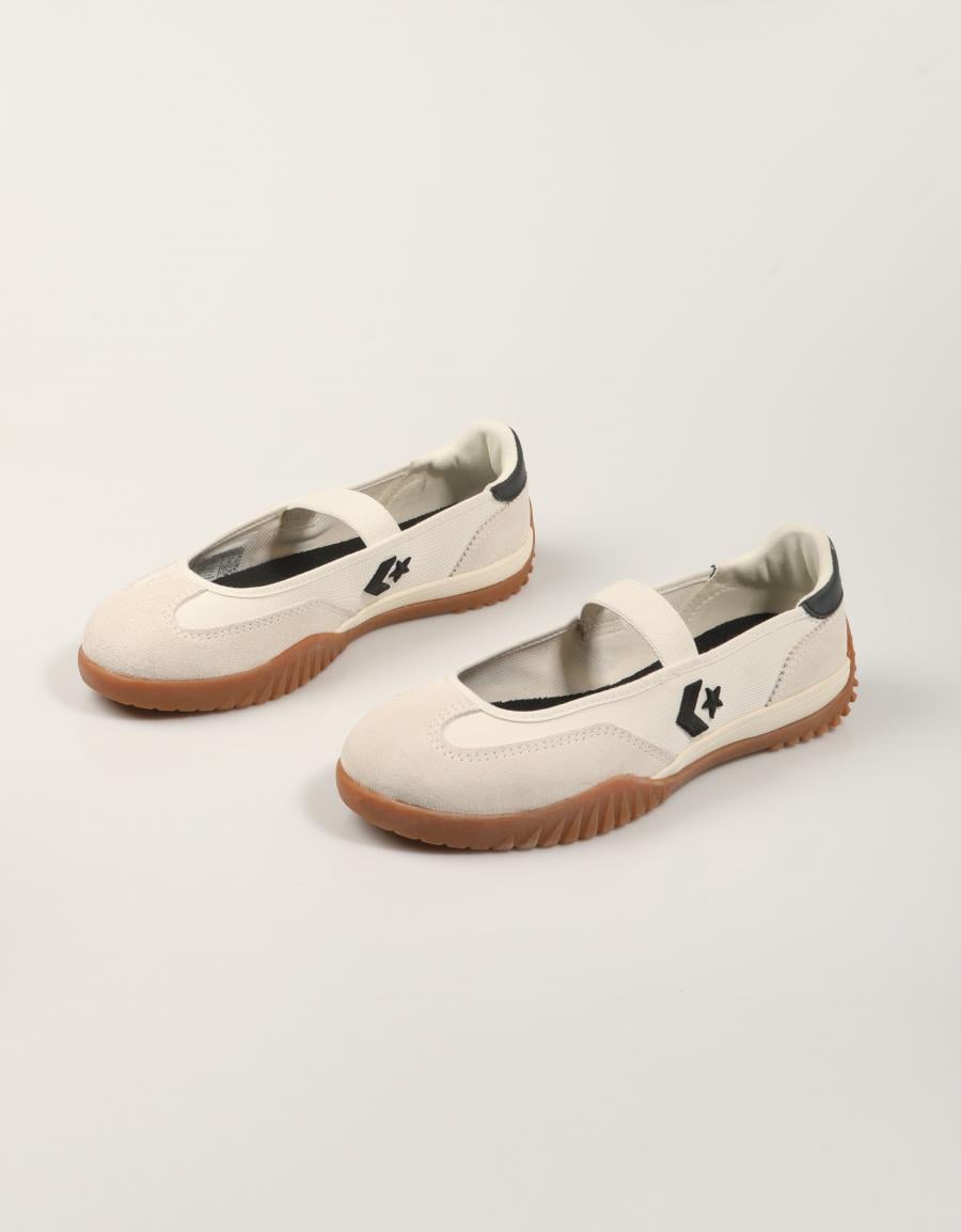 ZAPATILLAS CONVERSE RUN STAR TRAINER BALLET en color Blanco
