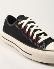 ZAPATILLAS CONVERSE CHUCK TAYLOR ALL STAR LIFT en color Negro