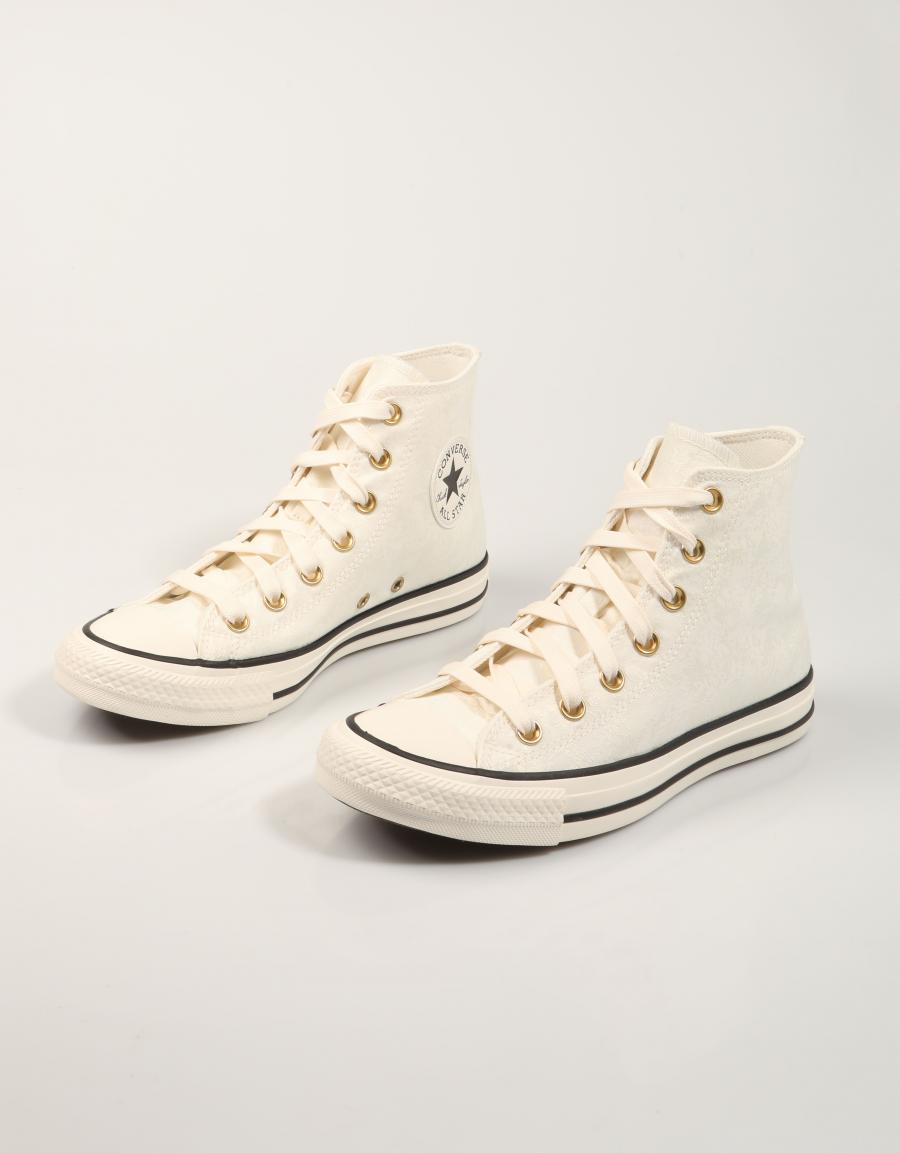 ZAPATILLAS CONVERSE CHUCK TAYLOR ALL STAR en color Beige