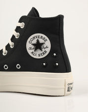 ZAPATILLAS CONVERSE CHUCK TAYLOR ALL STAR LIFT en color Negro