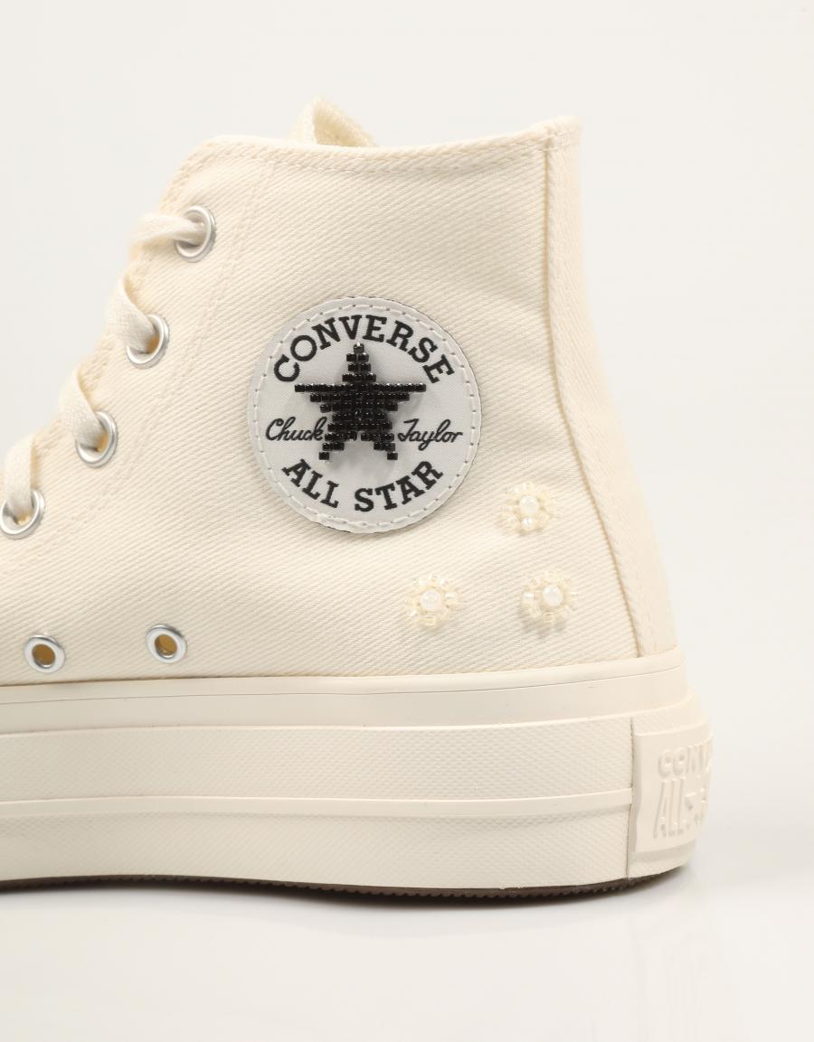 ZAPATILLAS CONVERSE CHUCK TAYLOR ALL STAR LIFT en color Hielo