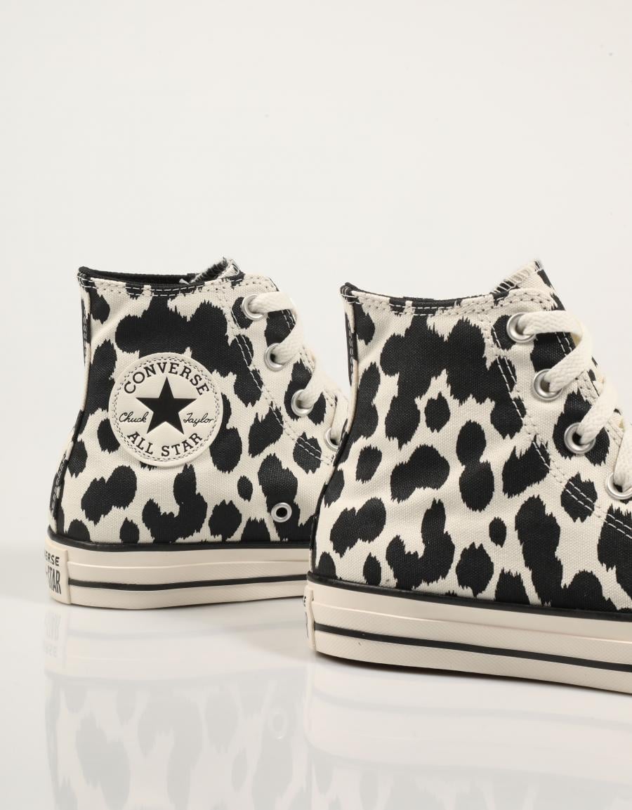 ZAPATILLAS CONVERSE CHUCK TAYLOR ALL STAR en color Multicolor