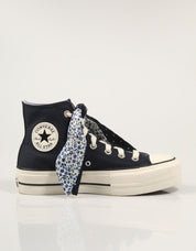 ZAPATILLAS CONVERSE CHUCK TAYLOR ALL STAR LIFT en color Negro
