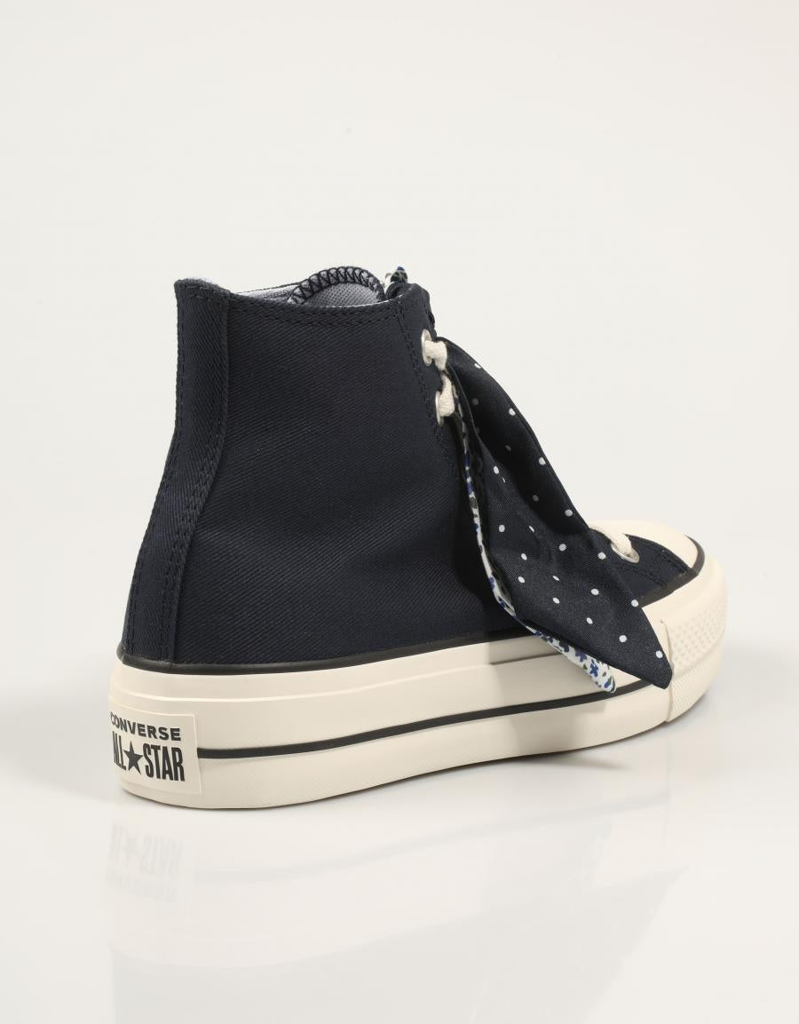 ZAPATILLAS CONVERSE CHUCK TAYLOR ALL STAR LIFT en color Negro