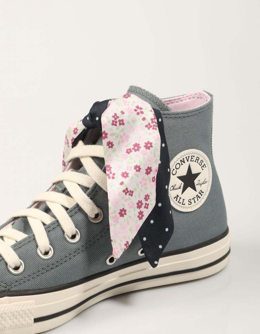 ZAPATILLAS CONVERSE CHUCK TAYLOR ALL STAR en color Azul marino