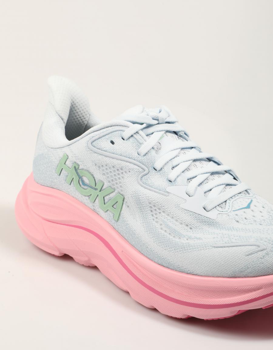 ZAPATILLAS HOKA CLIFTON 10 en color Azul marino