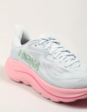 ZAPATILLAS HOKA CLIFTON 10 en color Azul marino