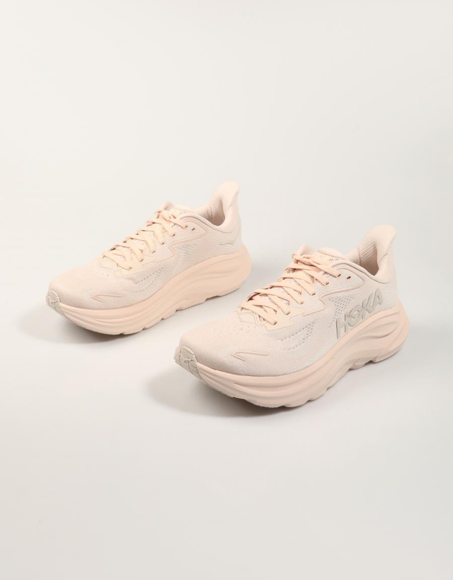 ZAPATILLAS HOKA CLIFTON 10 en color Rosa