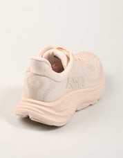 ZAPATILLAS HOKA CLIFTON 10 en color Rosa