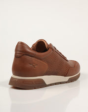 ZAPATILLAS KANGAROOS  en color Cuero