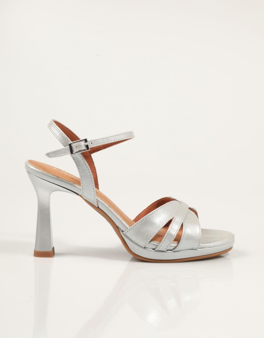 SANDALIAS REBECCA HOPE SANDALIA PLATA en color Plata