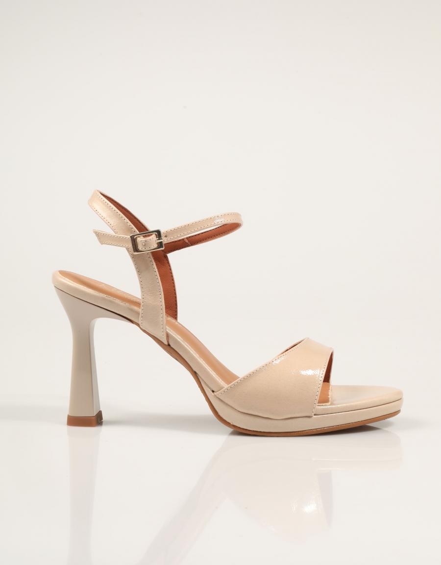 SANDALIAS REBECCA HOPE SANDALIA SAHARA en color Beige