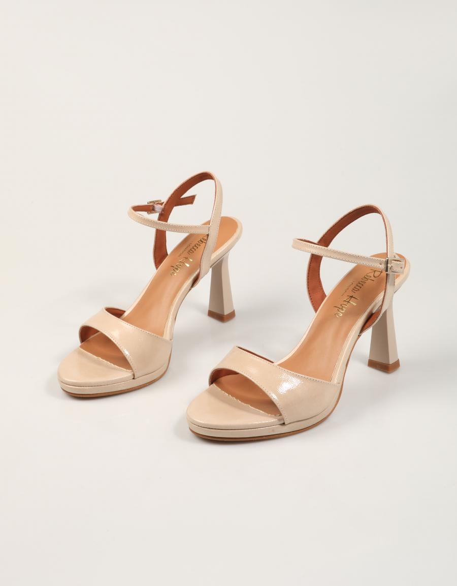 SANDALIAS REBECCA HOPE SANDALIA SAHARA en color Beige
