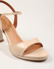 SANDALIAS REBECCA HOPE SANDALIA SAHARA en color Beige
