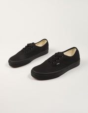 ZAPATILLAS VANS AUTHENTIC en color Negro