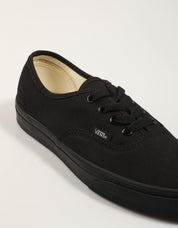 ZAPATILLAS VANS AUTHENTIC en color Negro
