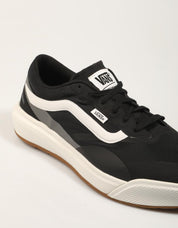 ZAPATILLAS VANS ULTRARANGE 2 0 RW en color Negro