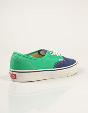 ZAPATILLAS VANS AUTHENTIC en color Azul marino