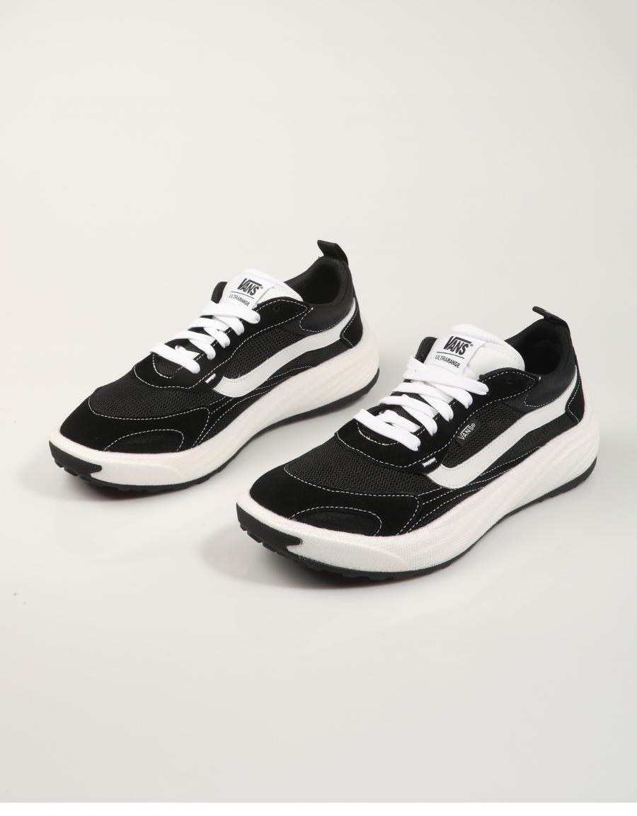 ZAPATILLAS VANS ULTRARANGE en color Negro