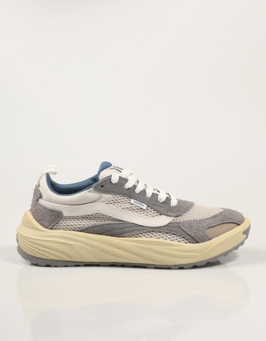 ZAPATILLAS VANS ULTRARANGE en color Beige