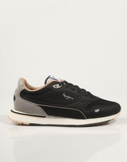 ZAPATILLAS PEPE JEANS BEXLEY CITY M en color Negro
