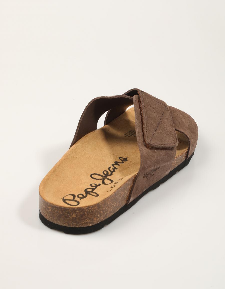 SANDALIAS PEPE JEANS BIO EVOLVE en color Marron