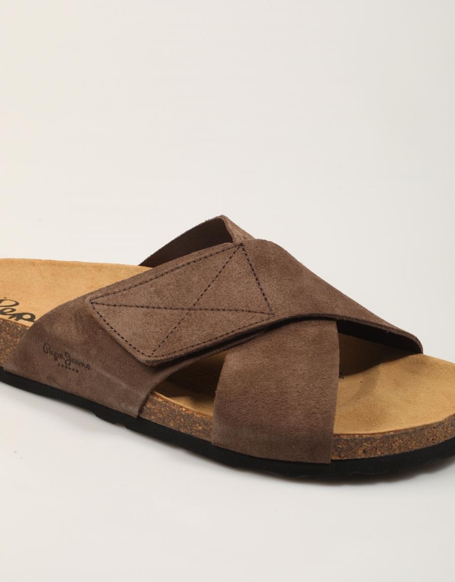 SANDALIAS PEPE JEANS BIO EVOLVE en color Marron