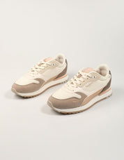 ZAPATILLAS PEPE JEANS BEXLEY CITY W en color Beige