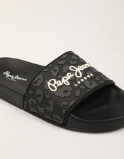 CHANCLAS PEPE JEANS SLIDER LEO W en color Negro