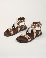 SANDALIAS CARMELA SANDALIA ARANDELAS PIEL COW en color Multicolor