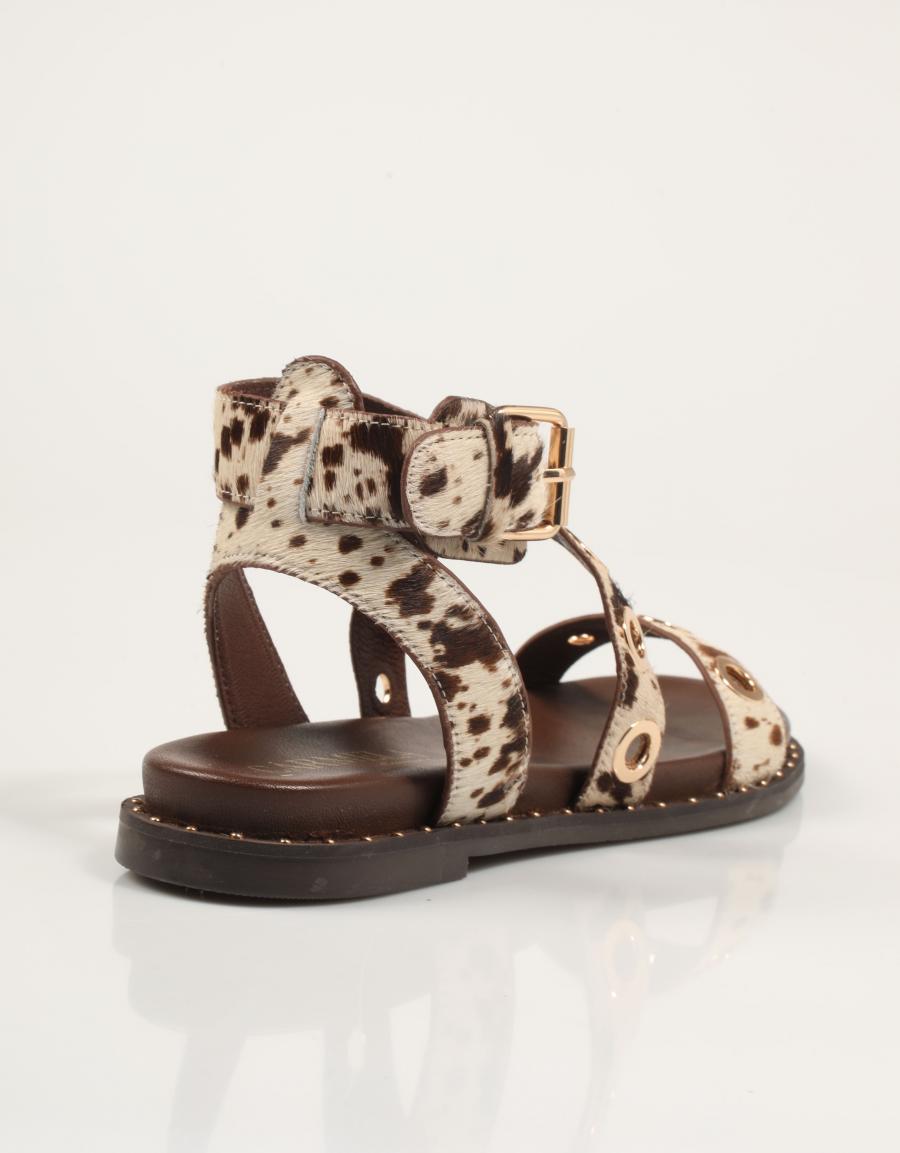 SANDALIAS CARMELA SANDALIA ARANDELAS PIEL COW en color Multicolor