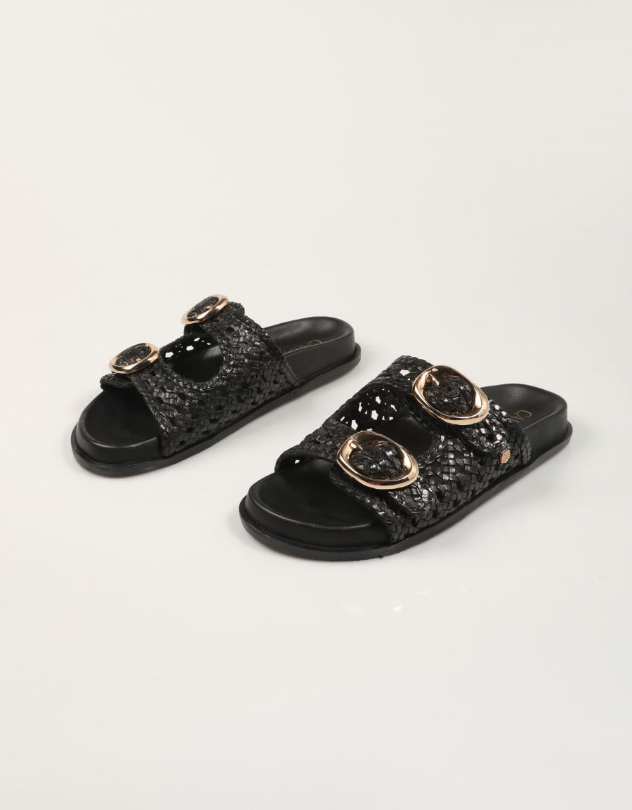 SANDALIAS CARMELA BIO TRENZADO NEGRO en color Negro