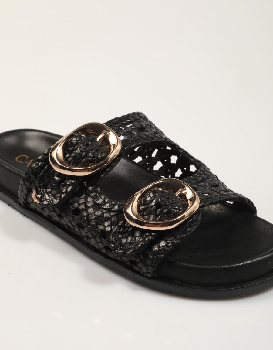 SANDALIAS CARMELA BIO TRENZADO NEGRO en color Negro