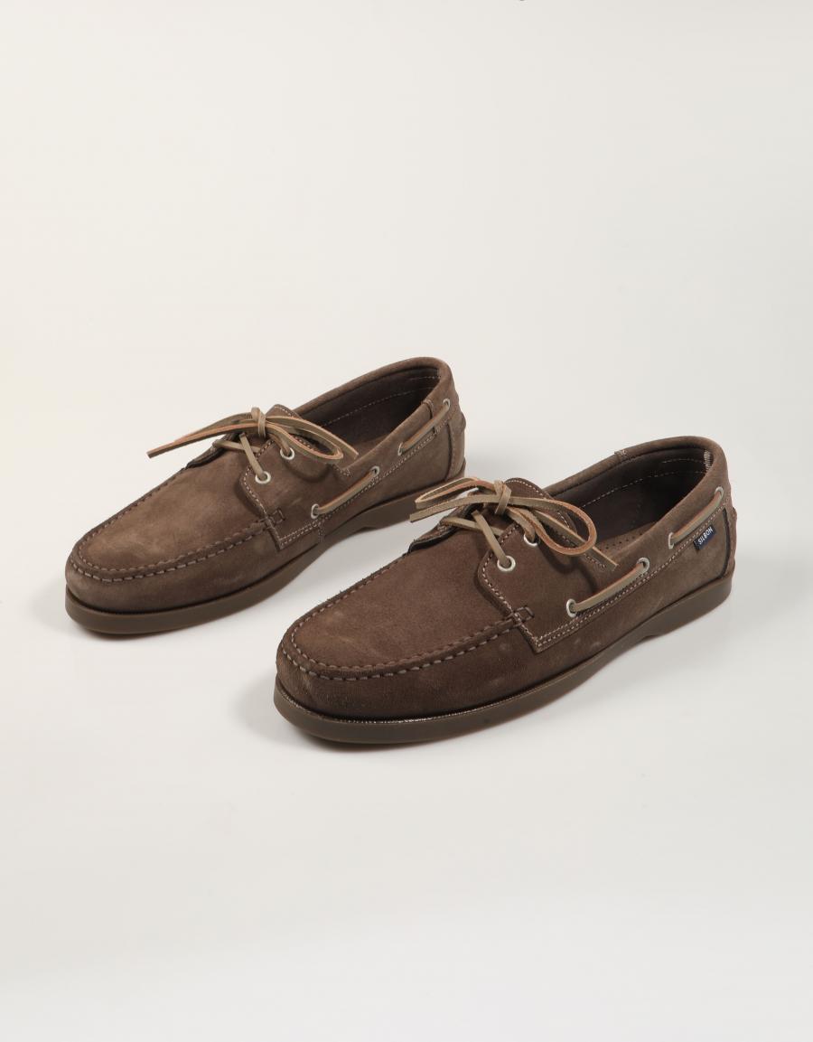 NAUTICOS SILBON NAUTICO MARRON SS261011709309 en color Marron