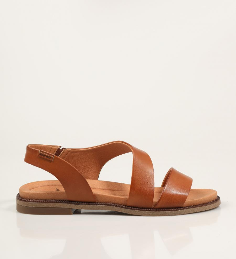 SANDALIAS PIKOLINOS NAVIA W3E-0652 en color Cuero