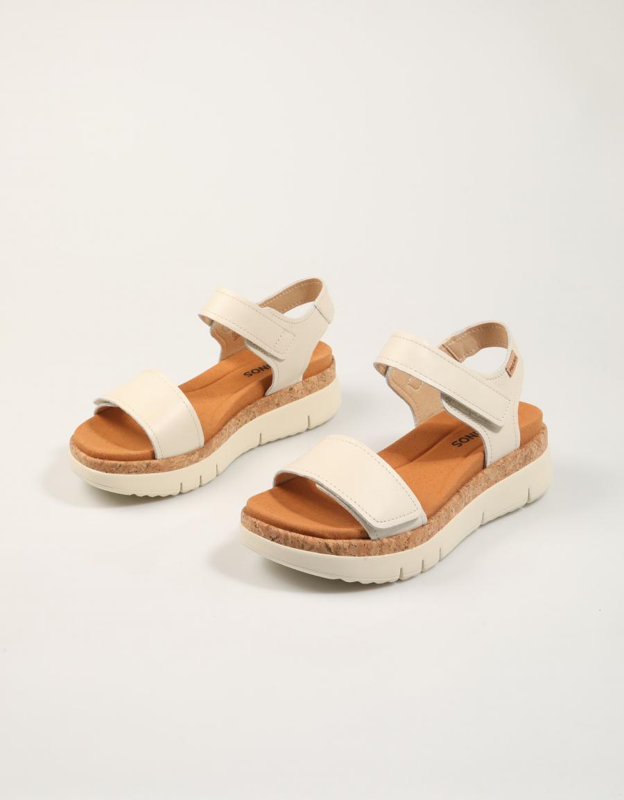 SANDALIAS PIKOLINOS PALMA W4N-0940 en color Blanco