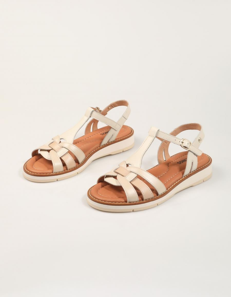 SANDALIAS PIKOLINOS ROQUETAS W9B-0789 en color Hielo